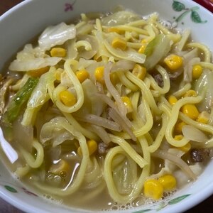 スープが美味しい！野菜盛り沢山☆ちゃんぽんうどん☆